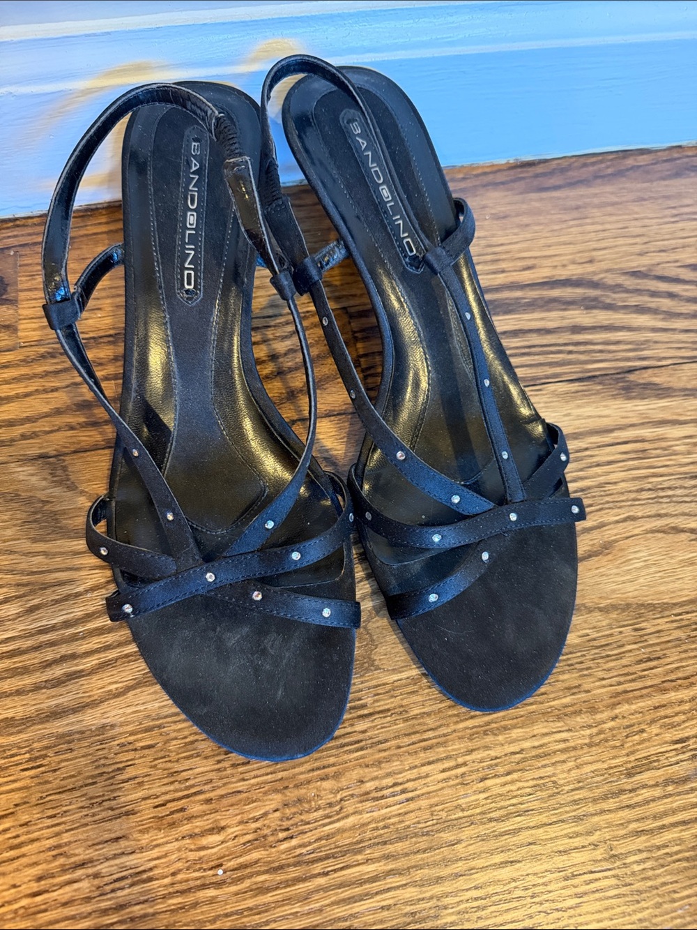 Bandolino Black Strappy Low Heel Sandals Size 8